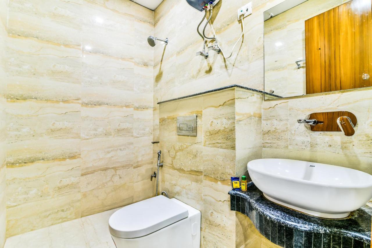 Fabhotel Merriment Noida Exterior photo